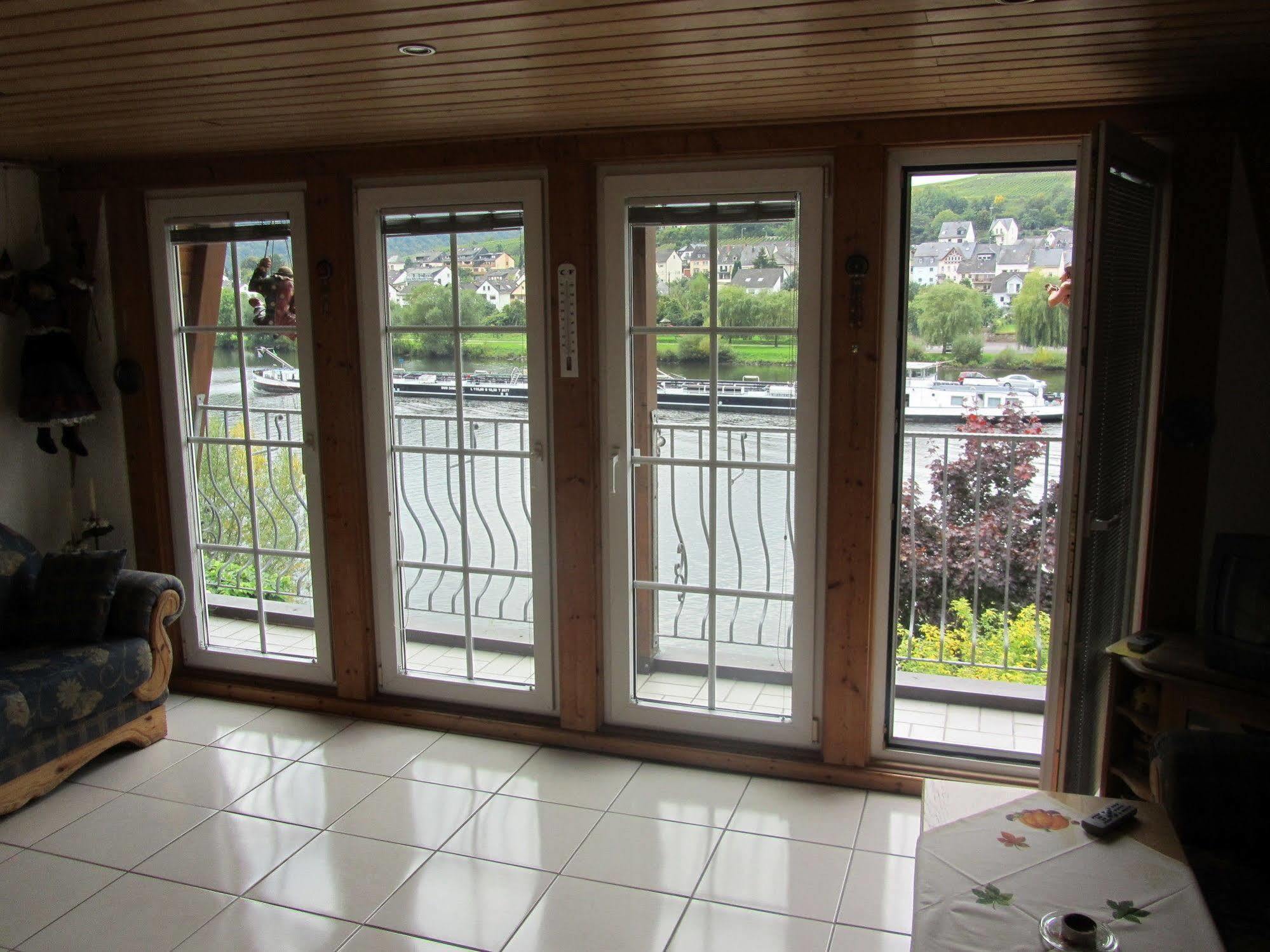 Appartamento Mosel Panorama Zell an der Mosel Esterno foto